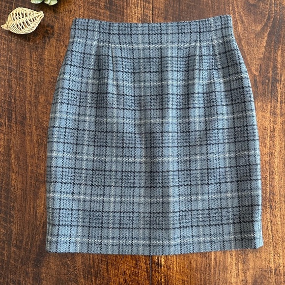 Jones New York | Vintage Gray Blue Plaid 100% Worsted Wool Skirt Suit Set - Picture 10 of 12